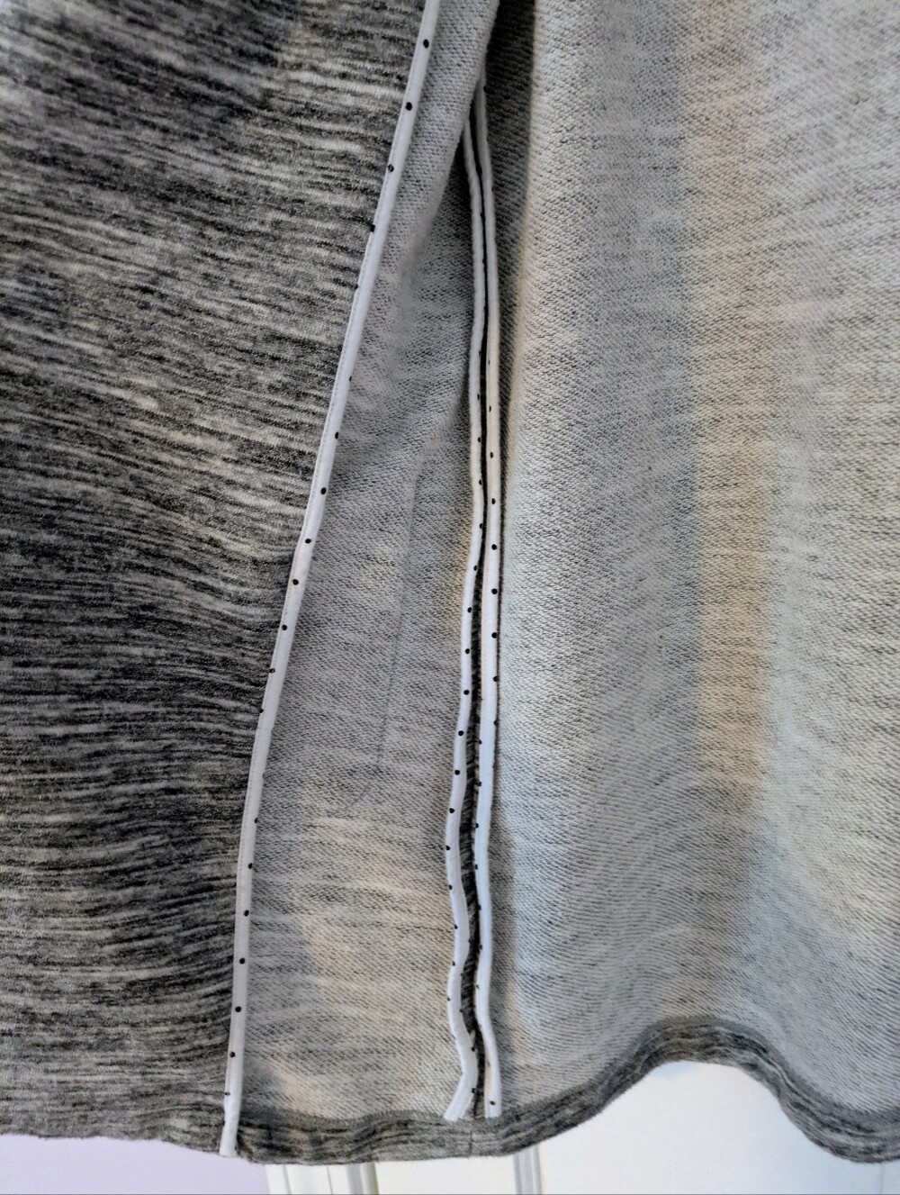 Anthropologie Sweatshirt Blazer. - Picture 4 of 4